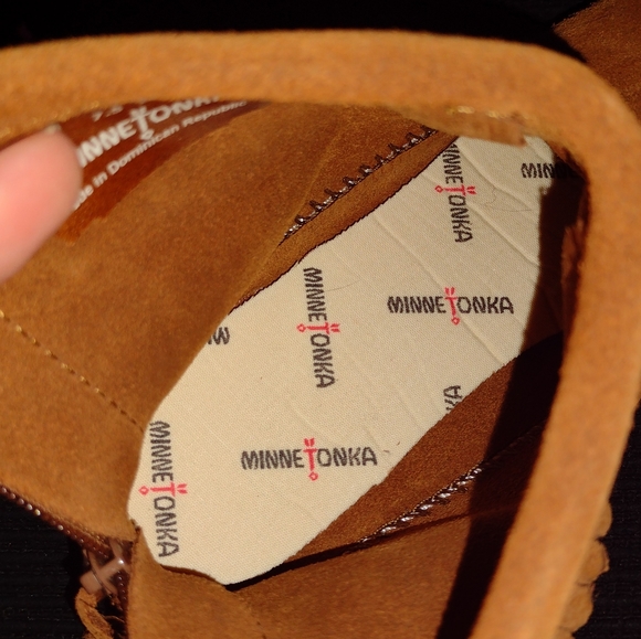 Slippers indoor and out not in snow. Or water - Picture 5 of 5